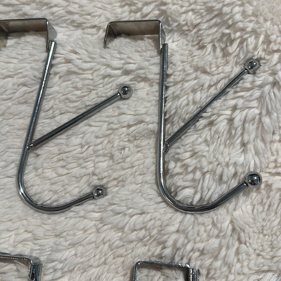 Over The Door Hanger/Hook - Picture 2 of 12